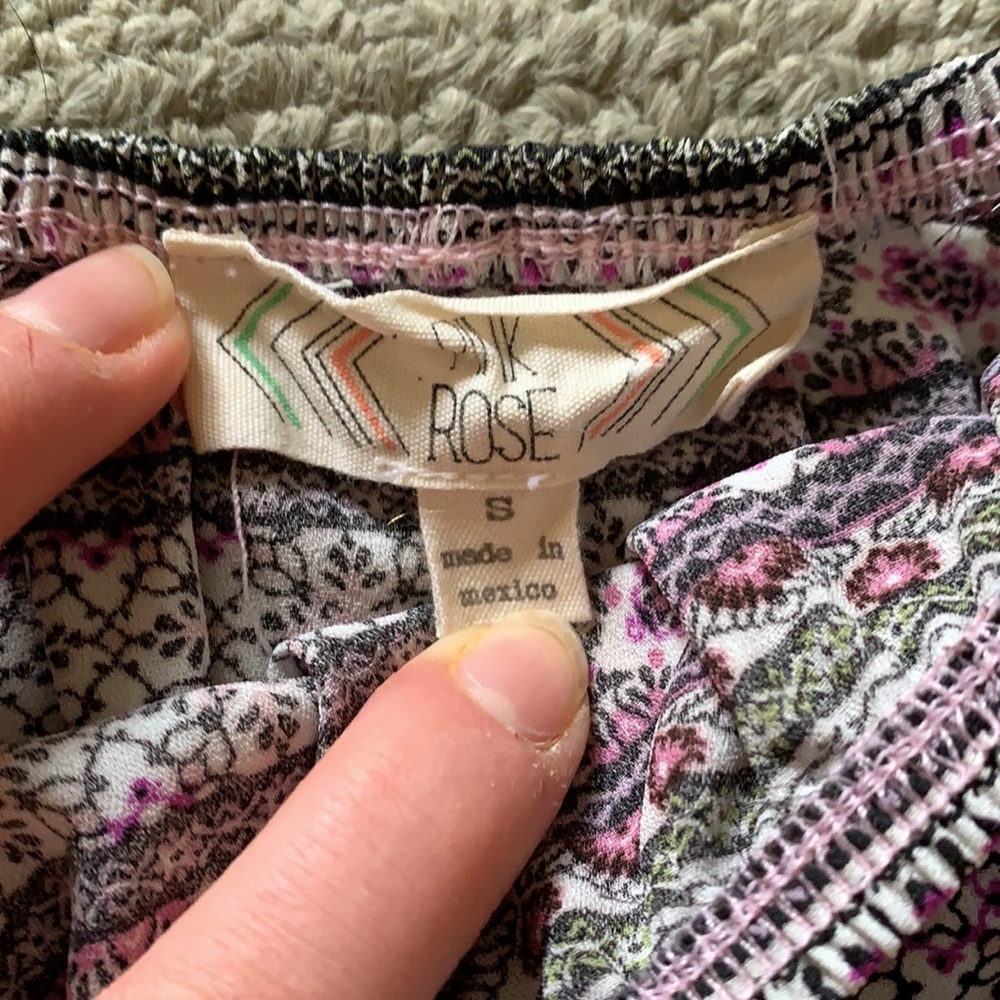 Blouse - Picture 2 of 3